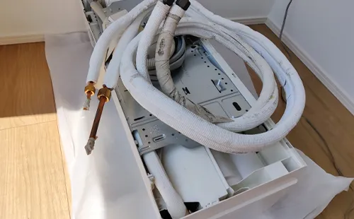 取り外しが必要な家電の回収写真